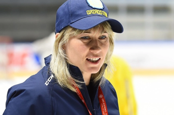 Виктория Сазонова вошла в международный комитет развития женского хоккея ИИХФ